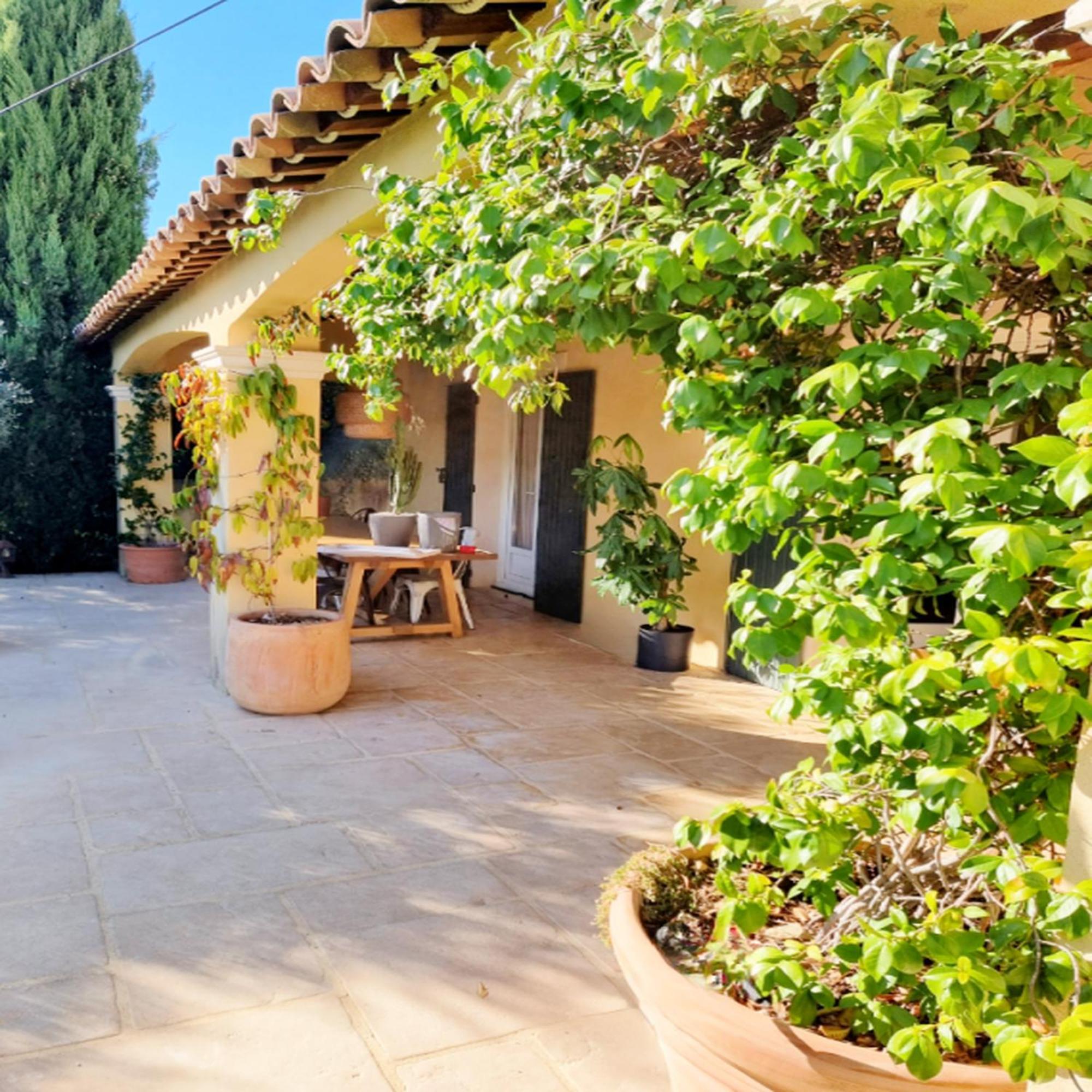 Villa Oasis En Provence Luberon Pierrevert Bagian luar foto