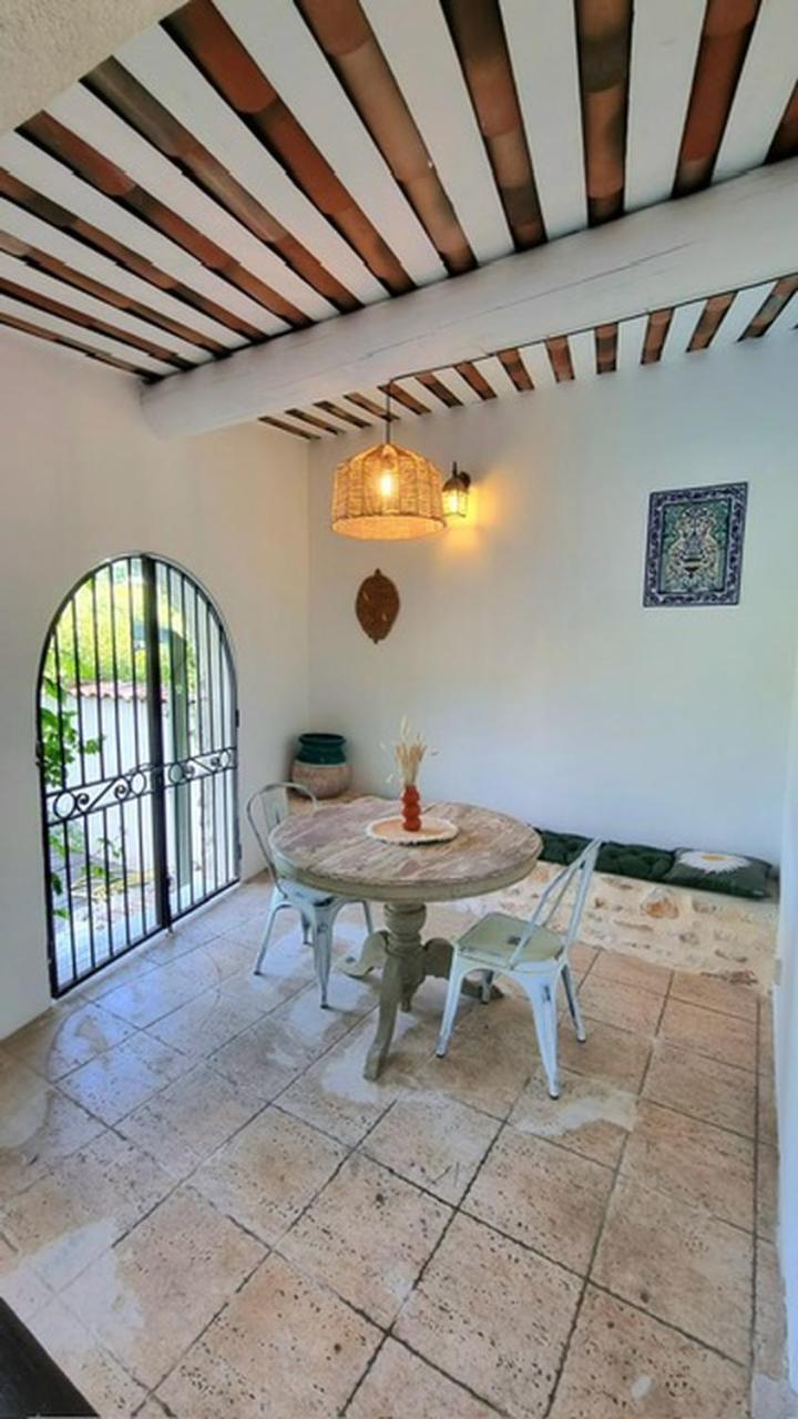Villa Oasis En Provence Luberon Pierrevert Bagian luar foto